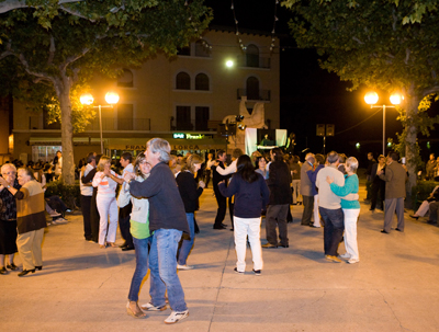 Aquest dissabte comencen els balls d'estiu a la plaça de la Fira