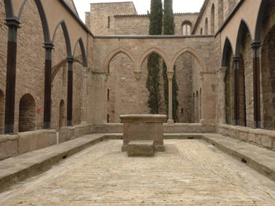 Presentació del conveni de col·laboració entre el Departament de Cultura i l'Ajuntament de Cardona per a la gestió turística del Castell de Cardona