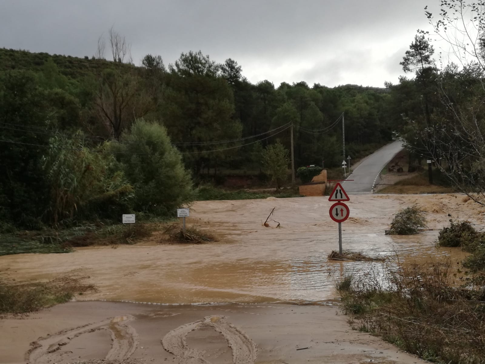 Es demana precaució davant la crescuda del Cardener i dels seus afluents