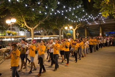 L'Ajuntament convida els veïns a engalanar els balcons per Festa Major i per la Diada