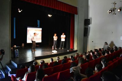 Els alumnes d'ESO de Cardona reben consells per a una revetlla segura