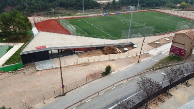 Les obres de la nova rotonda de la carretera del Miracle en fase de replanteig