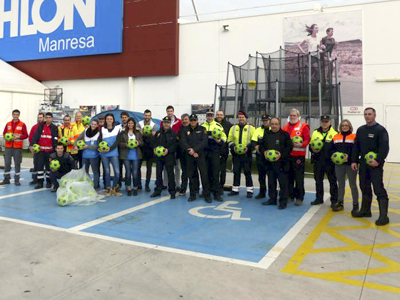 La Policia Local de Cardona col.labora en un projecte solidari   