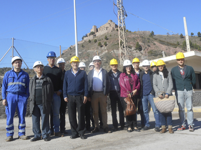 Empresaris del Solsonès i del Bages visiten la fàbrica d'Ercros a Cardona